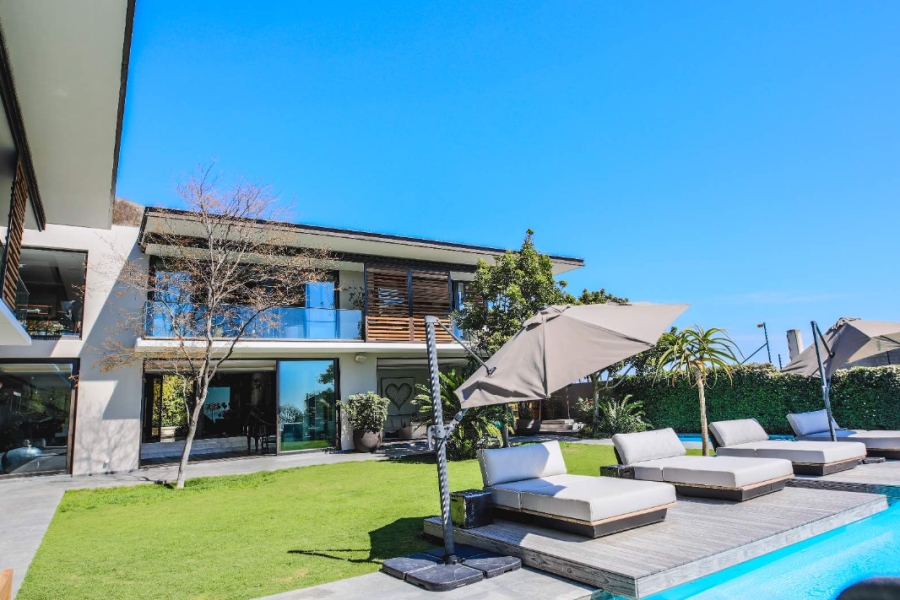 5 Bedroom Property for Sale in Fresnaye Western Cape